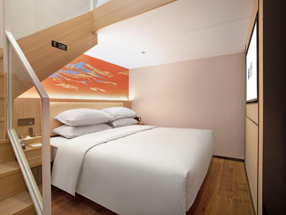 Yunju Hotel Beijing Yonghe Palace Guijie Siheyuan Εξωτερικό φωτογραφία